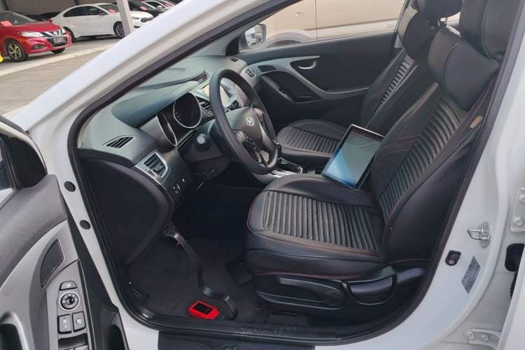 Used Hyundai Elantra (5th Generation / Langdong) 2016 1.6L Automatic Prestige Model Left Front Seat