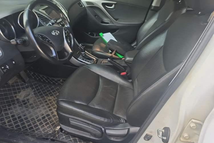 Used Hyundai Elantra (5th Generation / Langdong) 2016 1.6L Automatic Prestige Model Left Front Seat