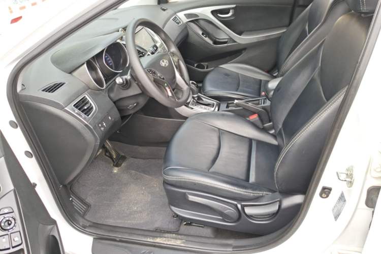Used Hyundai Elantra (5th Generation / Langdong) 2016 1.6L Automatic Prestige Model Left Front Seat