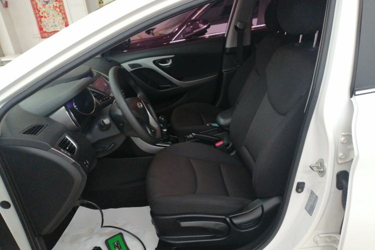 Used Hyundai Elantra (5th Generation / Langdong) 2016 1.6L Manual Luxury Model Left Front Seat