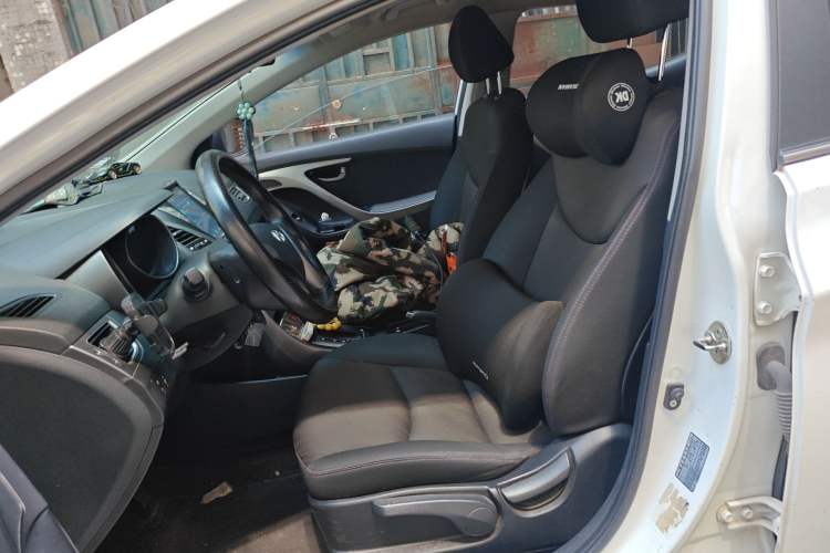 Used Hyundai Elantra (5th Generation / Langdong) 2016 1.6L Automatic Smart Version Left Front Seat