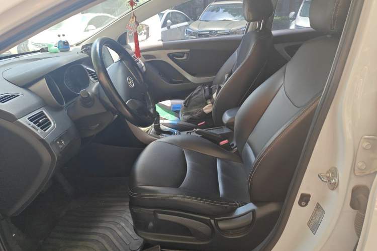 Used Hyundai Elantra (5th Generation / Langdong) 2016 1.6L Automatic Smart Version Left Front Seat