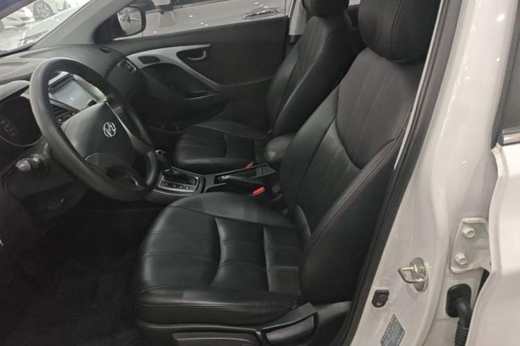 Used Hyundai Elantra (5th Generation / Langdong) 2016 1.6L Automatic Smart Version Left Front Seat