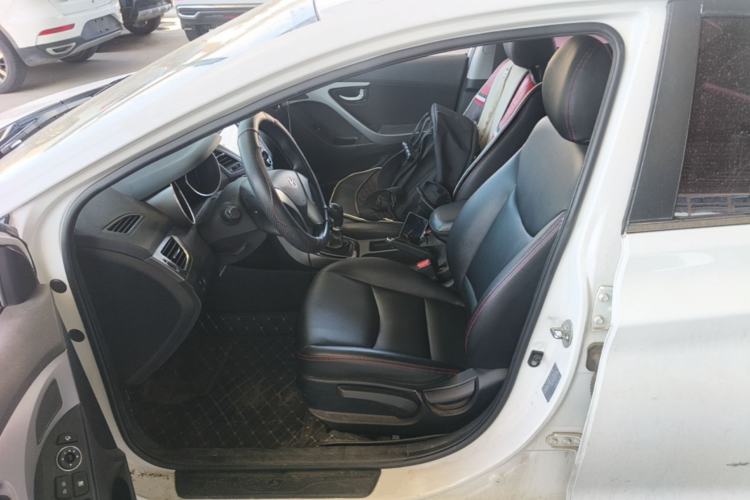 Used Hyundai Elantra (5th Generation / Langdong) 2016 1.6L Manual Luxury Model Left Front Seat