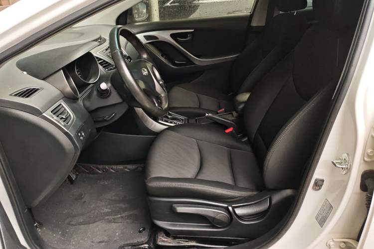 Used Hyundai Elantra (5th Generation / Langdong) 2016 1.6L Automatic Smart Version Left Front Seat