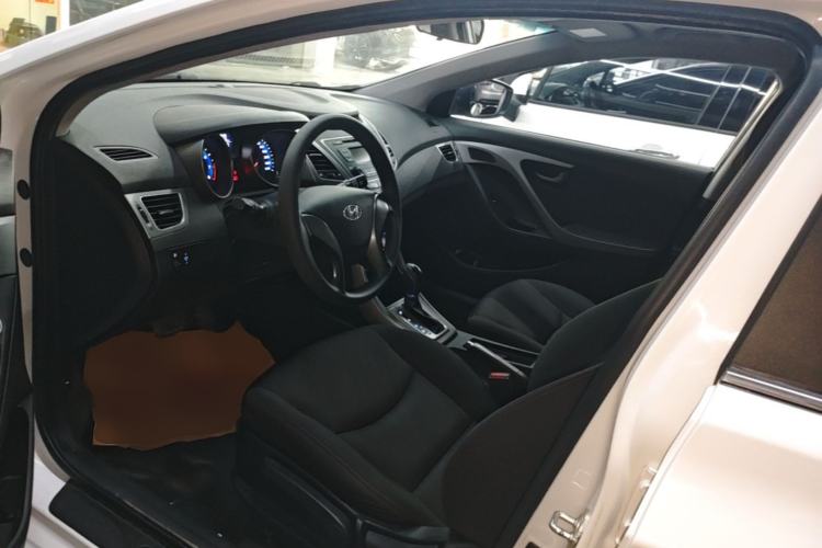 Used Hyundai Elantra (5th Generation / Langdong) 2016 1.6L Automatic Smart Version Left Front Seat