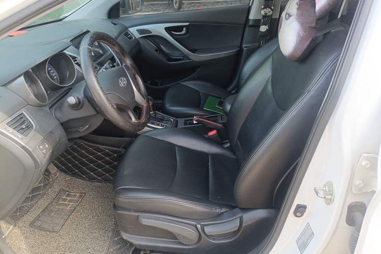 Used Hyundai Elantra (5th Generation / Langdong) 2016 1.6L Automatic Smart Version Left Front Seat