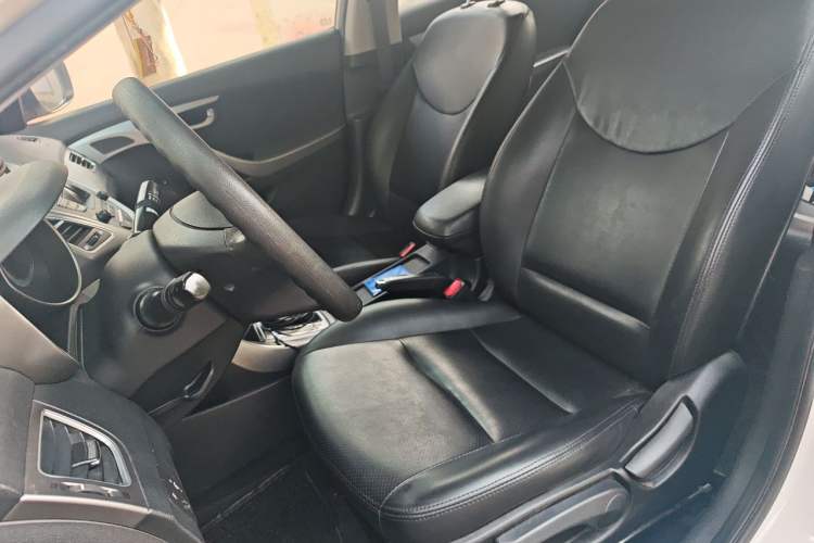 Used Hyundai Elantra (5th Generation / Langdong) 2016 1.6L Automatic Smart Version Left Front Seat