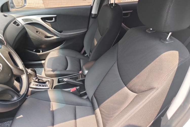 Used Hyundai Elantra (5th Generation / Langdong) 2016 1.6L Automatic Smart Version Left Front Seat