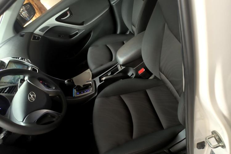 Used Hyundai Elantra (5th Generation / Langdong) 2016 1.6L Automatic Smart Version Left Front Seat