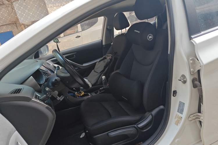 Used Hyundai Elantra (5th Generation / Langdong) 2016 1.6L Automatic Smart Version Left Front Seat