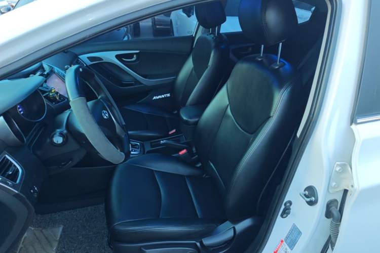 Used Hyundai Elantra (5th Generation / Langdong) 2016 1.6L Automatic Smart Version Left Front Seat