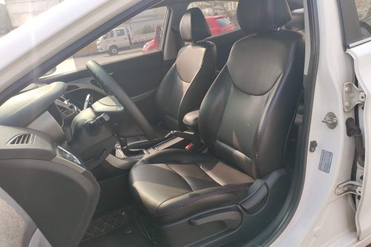 Used Hyundai Elantra (5th Generation / Langdong) 2016 1.6L Automatic Smart Version Left Front Seat