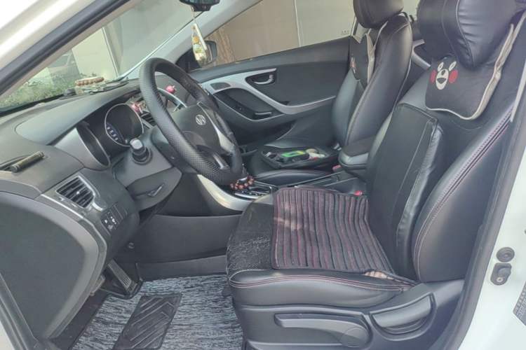 Used Hyundai Elantra (5th Generation / Langdong) 2016 1.6L Automatic Smart Version Left Front Seat