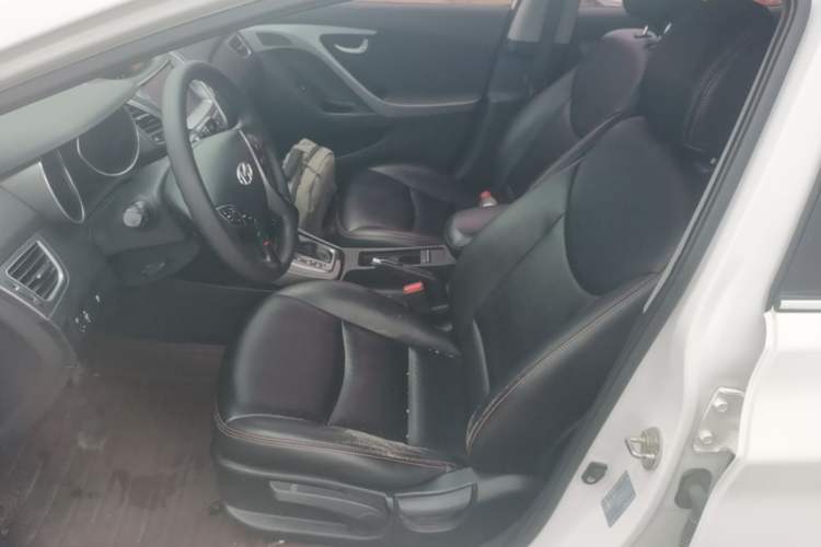 Used Hyundai Elantra (5th Generation / Langdong) 2016 1.6L Automatic Prestige Model Left Front Seat