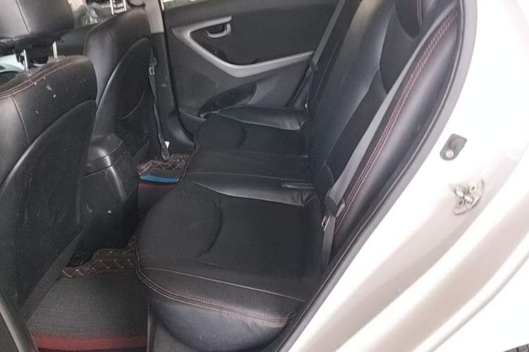 Used Hyundai Elantra (5th Generation / Langdong) 2016 1.6L Automatic Smart Version Left Rear Seat