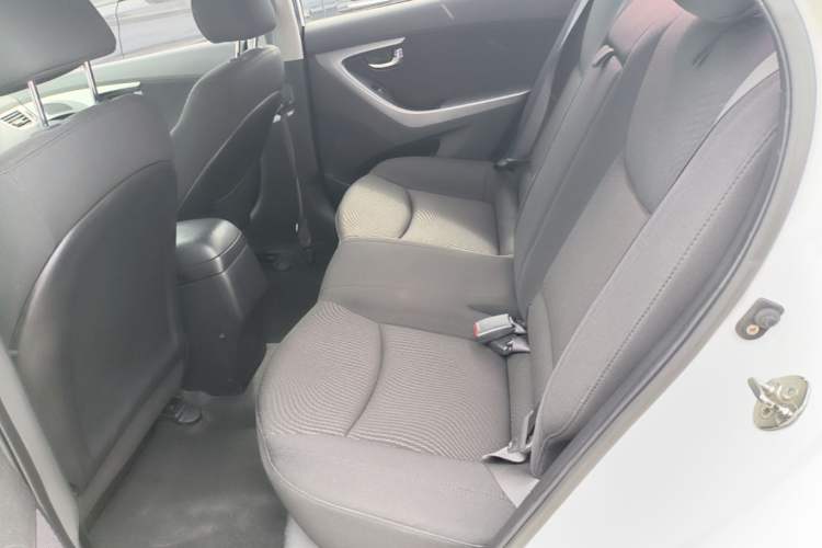 Used Hyundai Elantra (5th Generation / Langdong) 2016 1.6L Automatic Prestige Model Left Rear Seat