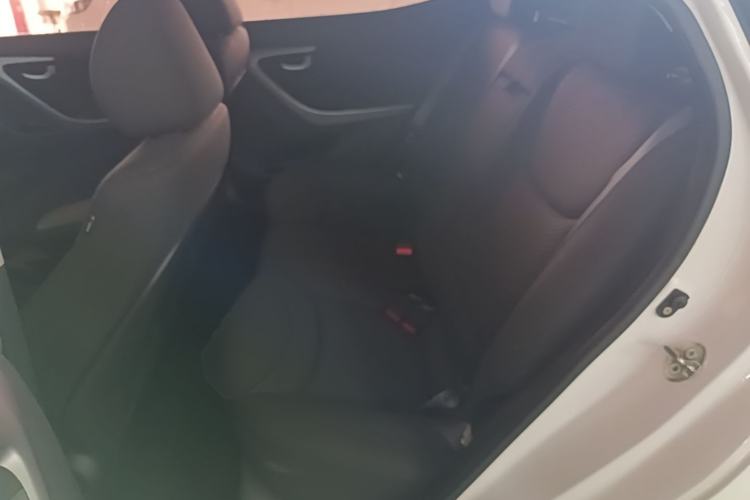 Used Hyundai Elantra (5th Generation / Langdong) 2016 1.6L Automatic Prestige Model Left Rear Seat