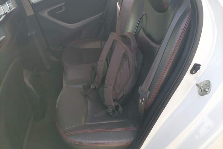 Used Hyundai Elantra (5th Generation / Langdong) 2016 1.6L Automatic Smart Version Left Rear Seat