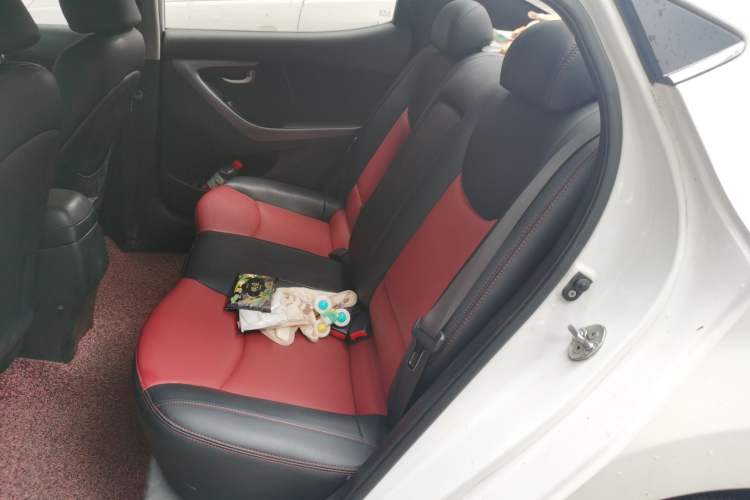 Used Hyundai Elantra (5th Generation / Langdong) 2016 1.6L Manual Luxury Model Left Rear Seat