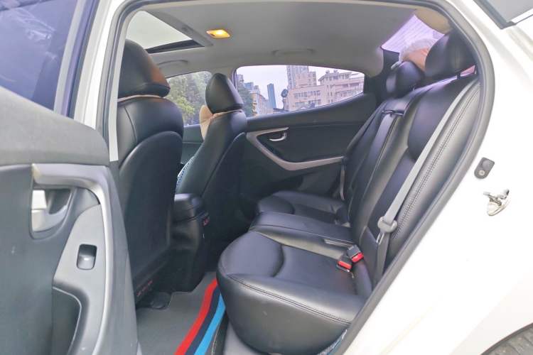 Used Hyundai Elantra (5th Generation / Langdong) 2016 1.6L Automatic Prestige Model Left Rear Seat
