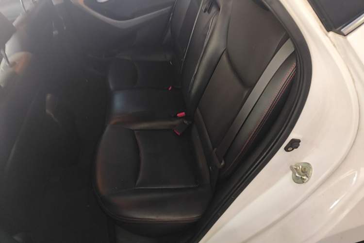 Used Hyundai Elantra (5th Generation / Langdong) 2016 1.6L Automatic Prestige Model Left Rear Seat