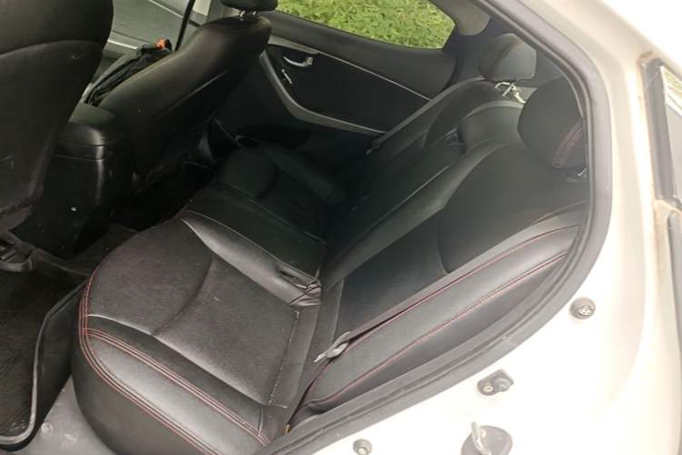 Used Hyundai Elantra (5th Generation / Langdong) 2016 1.6L Automatic Prestige Model Left Rear Seat