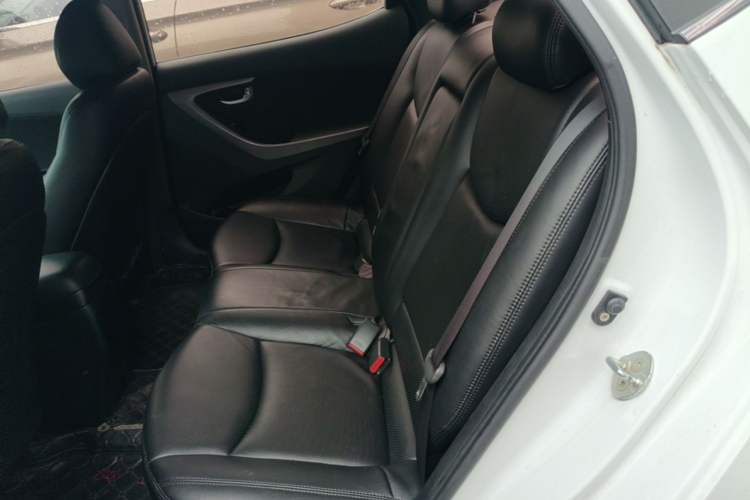 Used Hyundai Elantra (5th Generation / Langdong) 2016 1.6L Automatic Prestige Model Left Rear Seat
