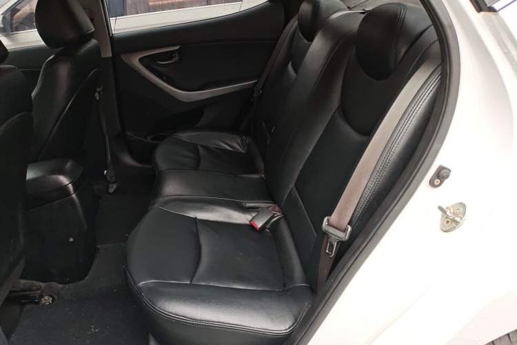 Used Hyundai Elantra (5th Generation / Langdong) 2016 1.6L Automatic Smart Version Left Rear Seat
