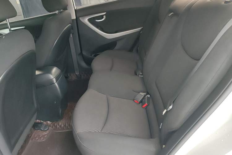 Used Hyundai Elantra (5th Generation / Langdong) 2016 1.6L Automatic Prestige Model Left Rear Seat