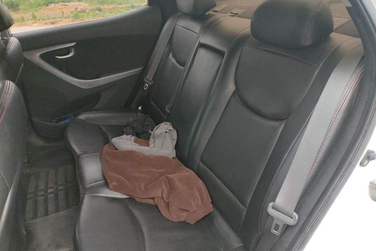 Used Hyundai Elantra (5th Generation / Langdong) 2016 1.6L Automatic Prestige Model Left Rear Seat