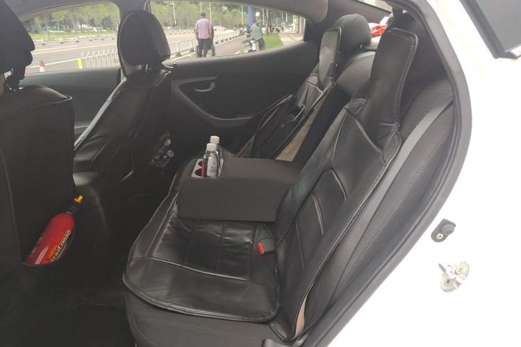 Used Hyundai Elantra (5th Generation / Langdong) 2016 1.6L Automatic Prestige Model Left Rear Seat