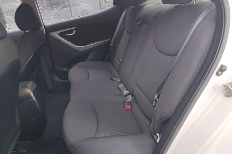 Used Hyundai Elantra (5th Generation / Langdong) 2016 1.6L Automatic Prestige Model Left Rear Seat