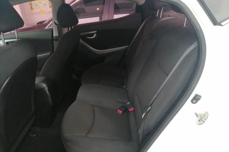Used Hyundai Elantra (5th Generation / Langdong) 2016 1.6L Manual Luxury Model Left Rear Seat
