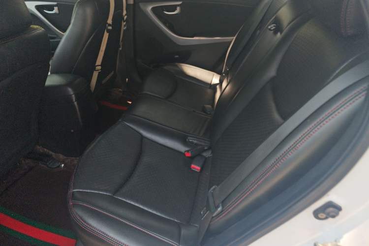 Used Hyundai Elantra (5th Generation / Langdong) 2016 1.6L Manual Luxury Model Left Rear Seat