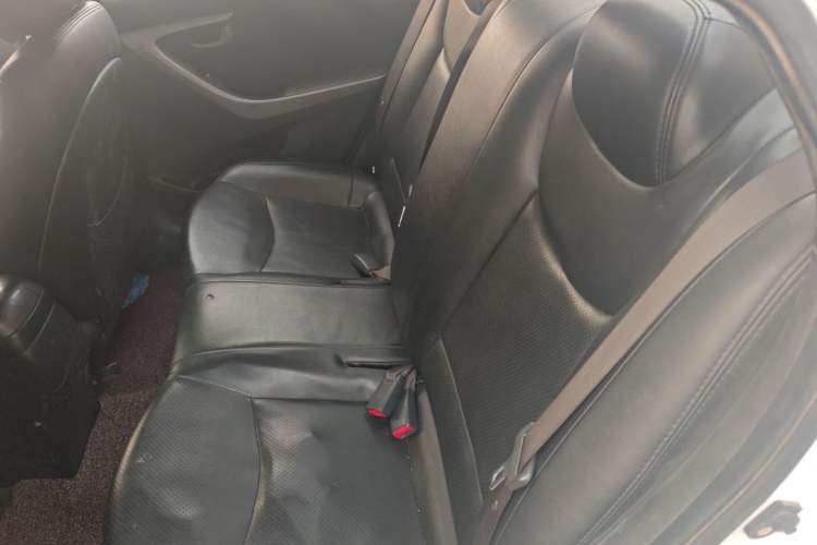 Used Hyundai Elantra (5th Generation / Langdong) 2016 1.6L Automatic Smart Version Left Rear Seat