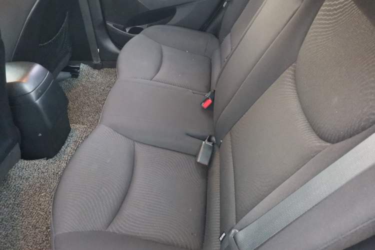 Used Hyundai Elantra (5th Generation / Langdong) 2016 1.6L Automatic Prestige Model Left Rear Seat