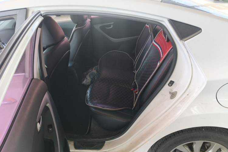 Used Hyundai Elantra (5th Generation / Langdong) 2016 1.6L Manual Luxury Model Left Rear Seat