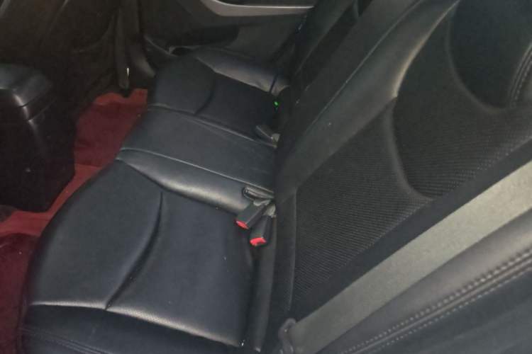 Used Hyundai Elantra (5th Generation / Langdong) 2016 1.6L Automatic Smart Version Left Rear Seat