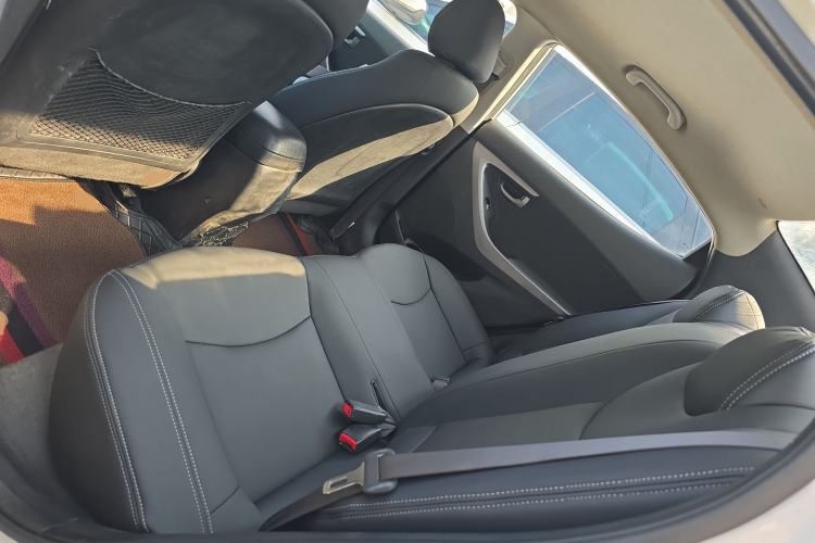 Used Hyundai Elantra (5th Generation / Langdong) 2016 1.6L Automatic Smart Version Left Rear Seat