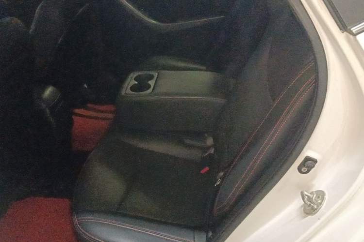 Used Hyundai Elantra (5th Generation / Langdong) 2016 1.6L Automatic Prestige Model Left Rear Seat