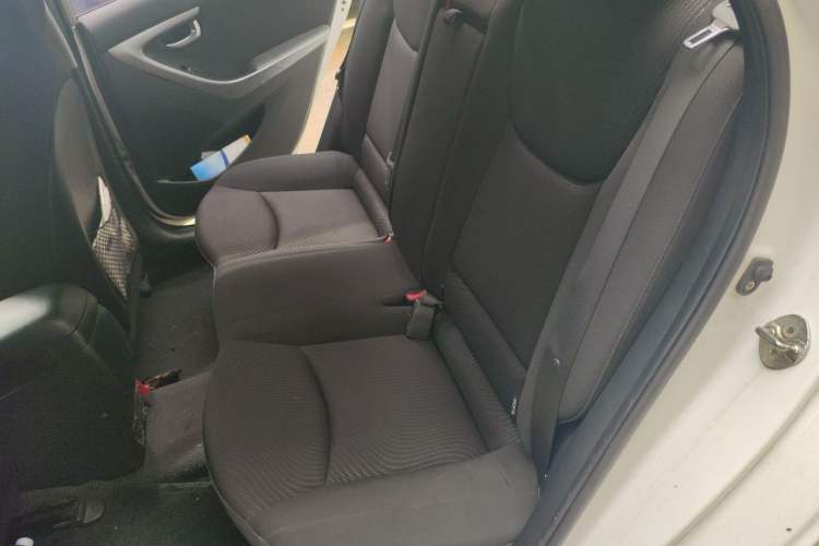 Used Hyundai Elantra (5th Generation / Langdong) 2016 1.6L Automatic Prestige Model Left Rear Seat