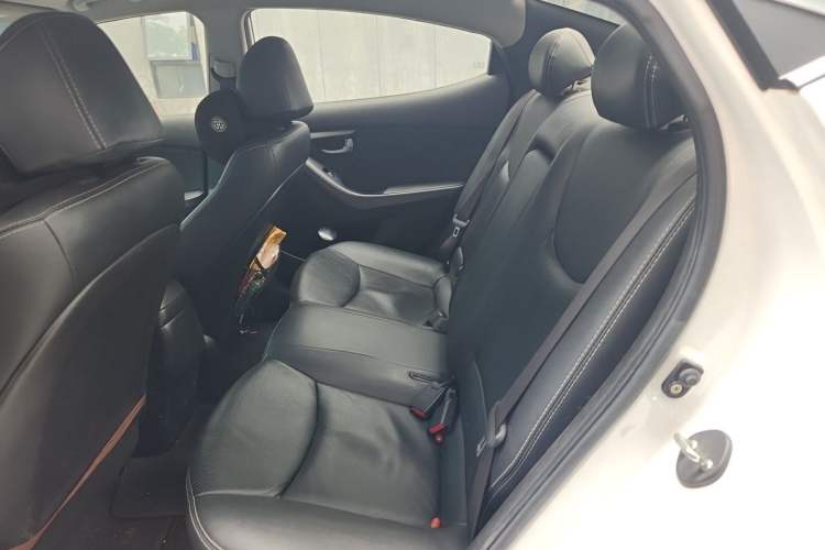 Used Hyundai Elantra (5th Generation / Langdong) 2016 1.6L Automatic Prestige Model Left Rear Seat