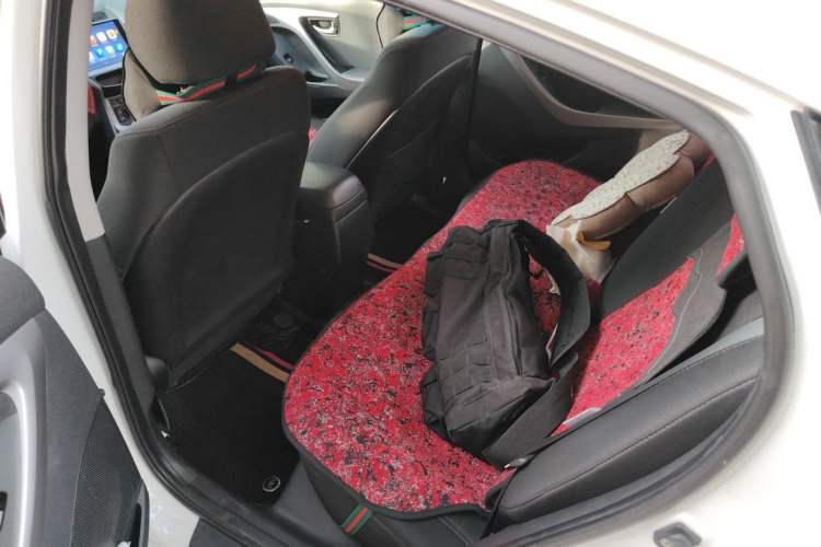 Used Hyundai Elantra (5th Generation / Langdong) 2016 1.6L Automatic Smart Version Left Rear Seat