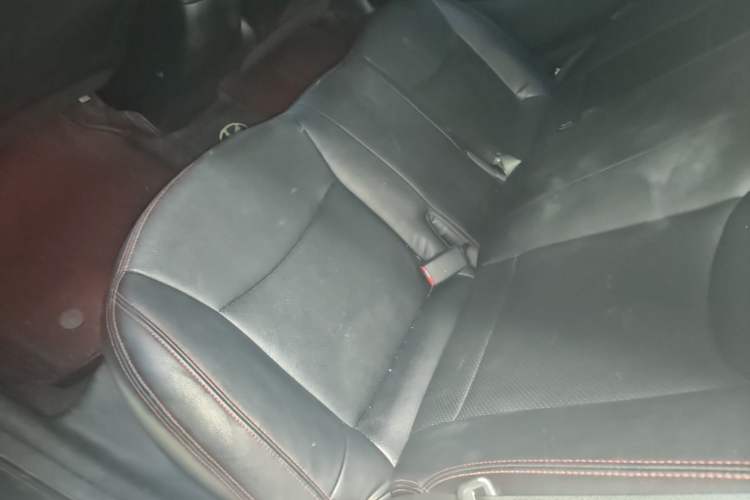 Used Hyundai Elantra (5th Generation / Langdong) 2016 1.6L Automatic Smart Version Left Rear Seat
