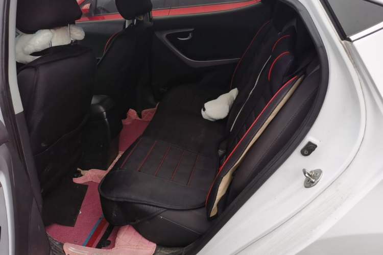 Used Hyundai Elantra (5th Generation / Langdong) 2016 1.6L Automatic Prestige Model Left Rear Seat