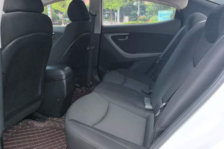 Used Hyundai Elantra (5th Generation / Langdong) 2016 1.6L Automatic Smart Version Left Rear Seat