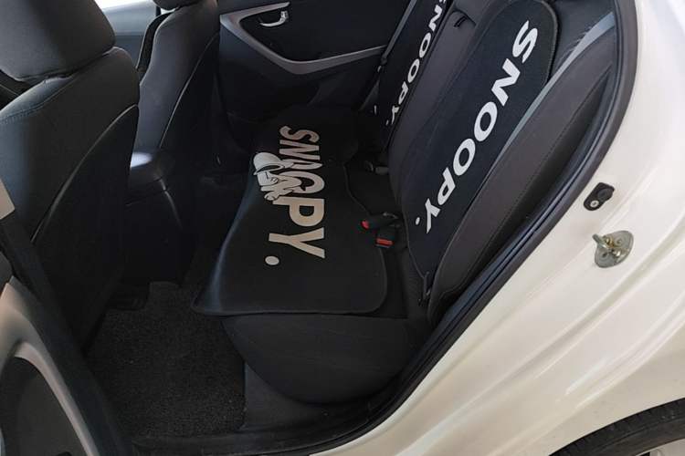 Used Hyundai Elantra (5th Generation / Langdong) 2016 1.6L Automatic Prestige Model Left Rear Seat
