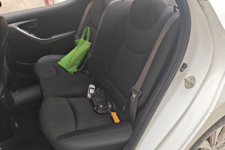 Used Hyundai Elantra (5th Generation / Langdong) 2016 1.6L Automatic Smart Version Left Rear Seat