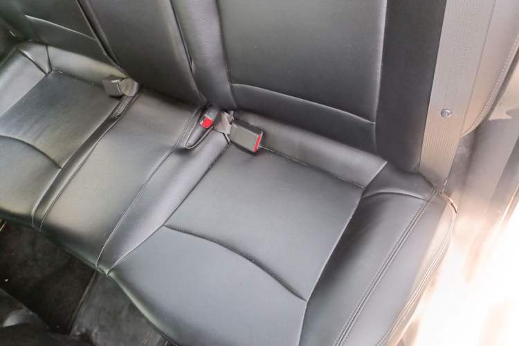 Used Hyundai Elantra (5th Generation / Langdong) 2016 1.6L Automatic Prestige Model Left Rear Seat